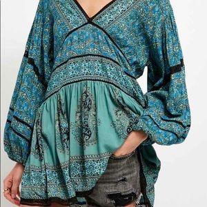 Free People Luna Scarf Tunic 💙